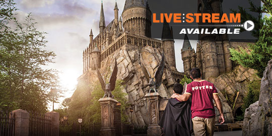 Visitors walk toward Hogwarts Castle at Universal Orlando’s Wizarding World of Harry Potter™, promoting CME/CE conferences with livestream options in 2025